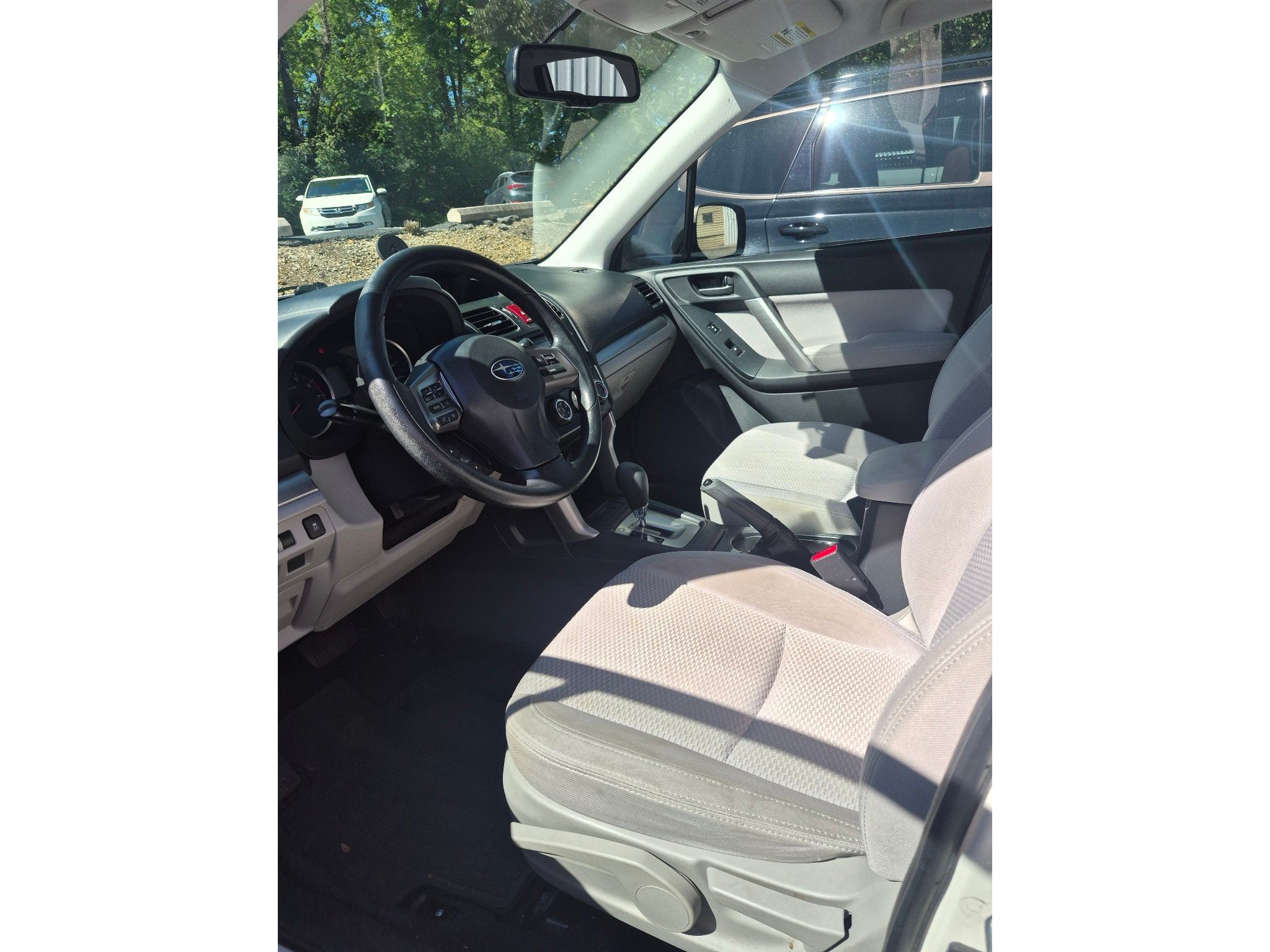 Used 2015 Subaru Forester 2.5i w/ Alloy Wheel Package AWD/4WD image 7