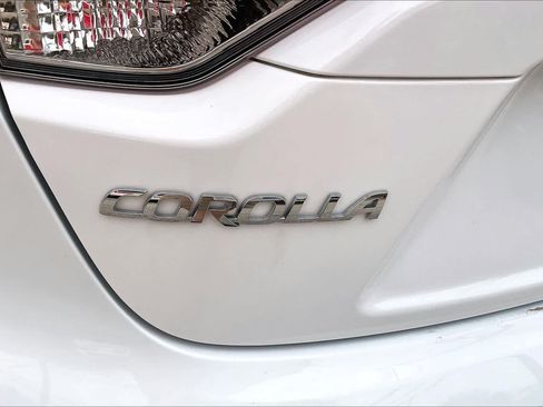 Used 2026 Toyota Corolla LE FWD image 30
