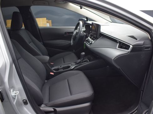 Used 2023 Toyota Corolla LE FWD image 10