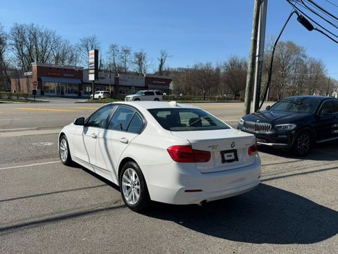 Used 2017 BMW 320i xDrive Sedan image 6