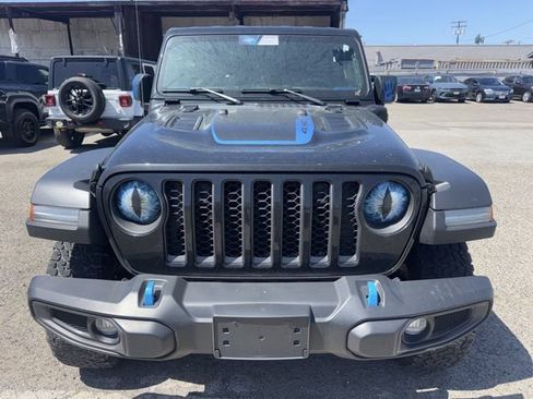 Used 2023 Jeep Wrangler Unlimited Rubicon 4xe AWD/4WD image 2