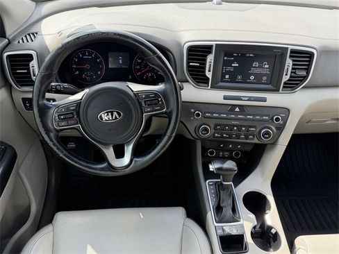 Used 2017 Kia Sportage EX w/ EX Premium Package image 10