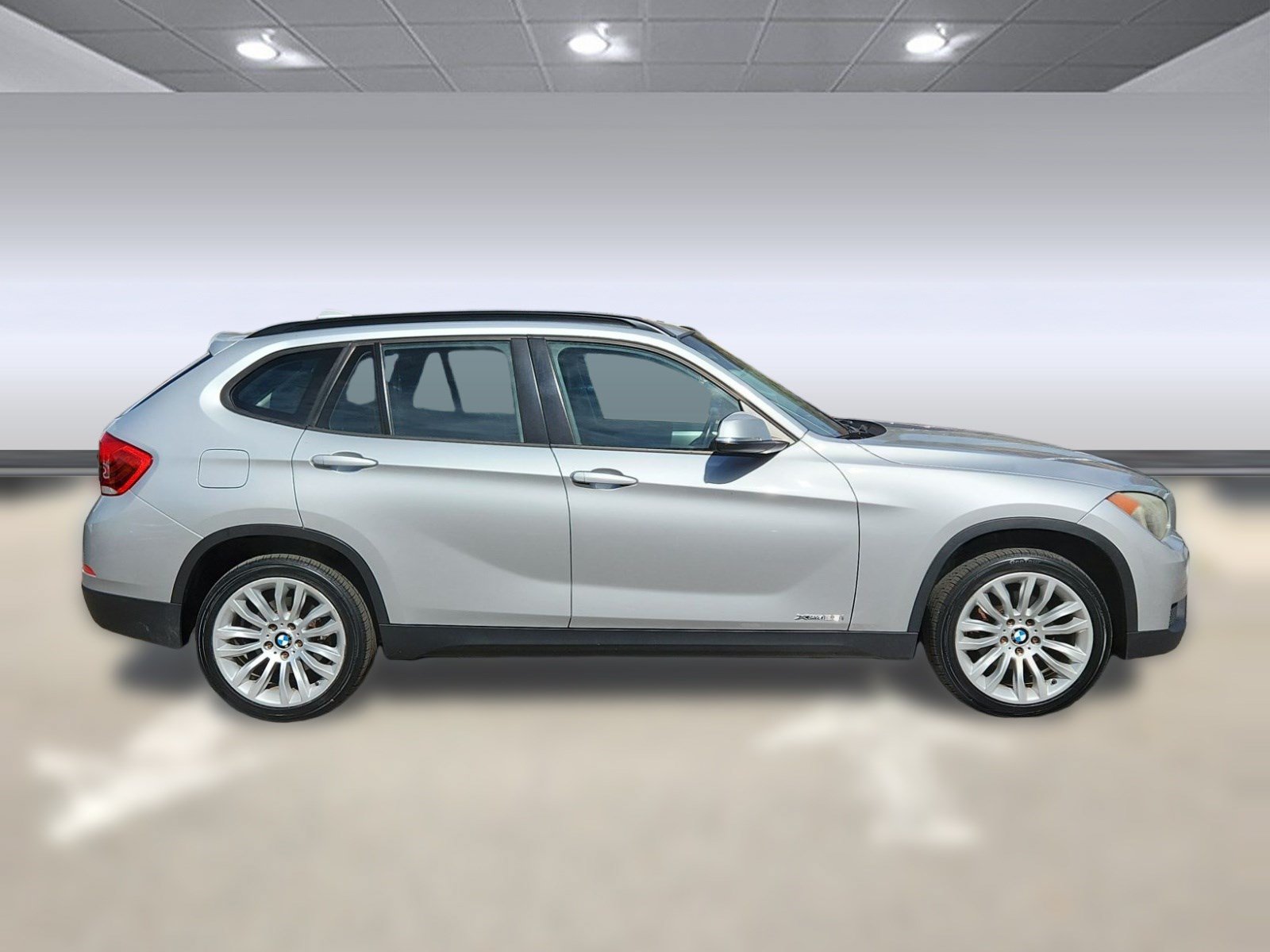 Used 2013 BMW X1 xDrive28i AWD/4WD image 2