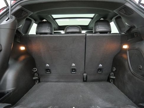 Used 2022 Jeep Compass Limited w/ (RED) Package image 27