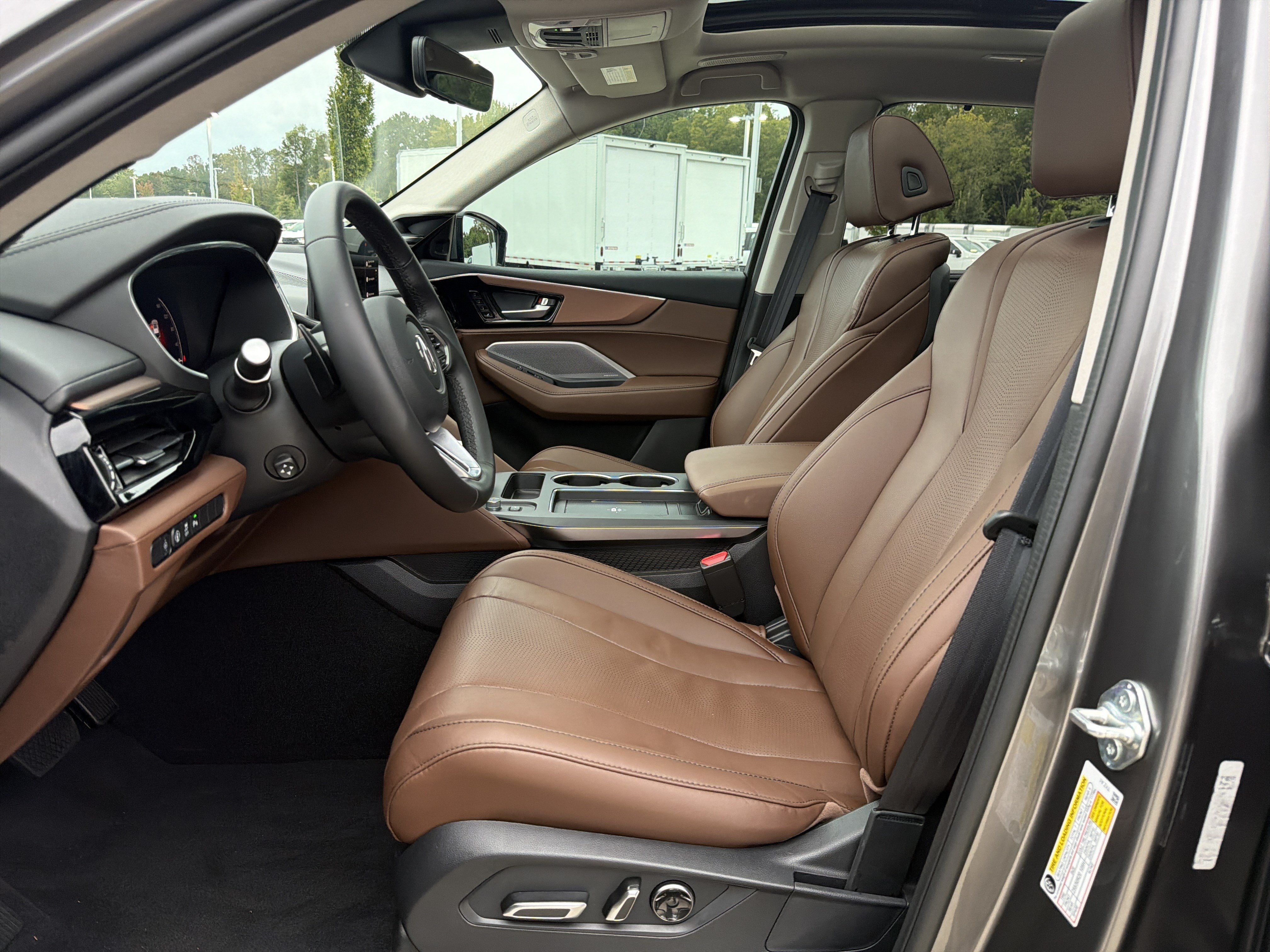 Certified 2026 Acura MDX w/ Technology Package FWD image 7