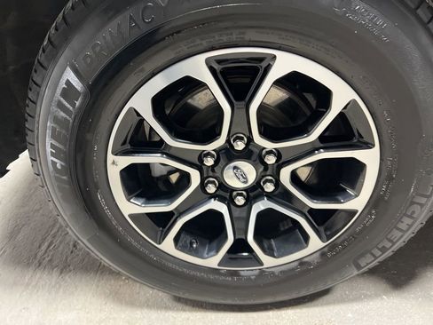 Used 2024 Ford Expedition XLT image 44