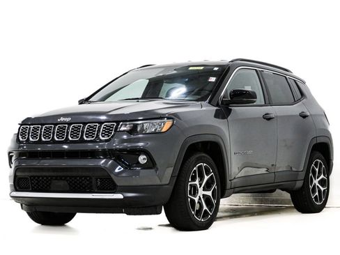 Used 2024 Jeep Compass Limited AWD/4WD image 3