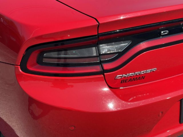 Used 2022 Dodge Charger SXT RWD image 10