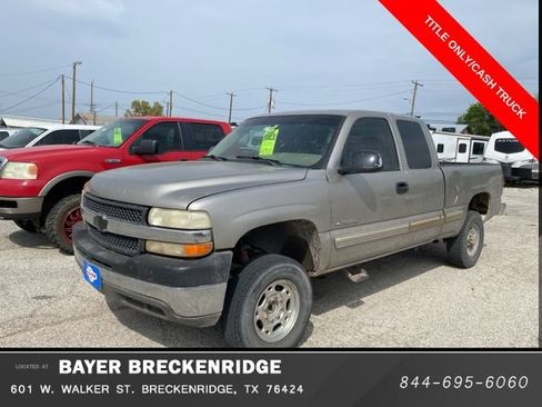 Used 2001 Chevrolet Silverado 2500 LS RWD image 1