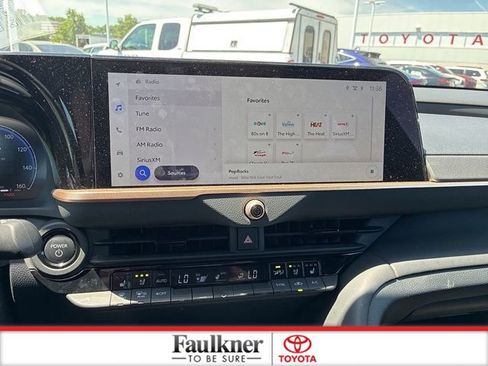 Used 2026 Toyota Crown Platinum AWD/4WD image 30