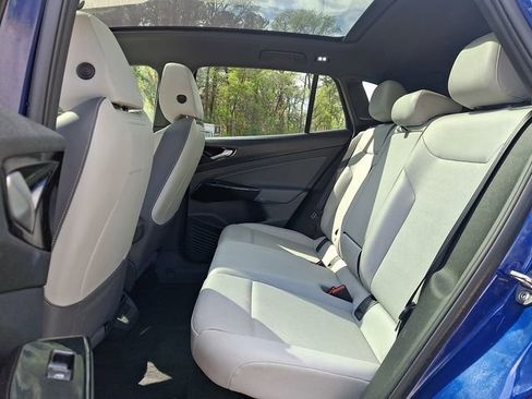 Used 2021 Volkswagen ID.4 Pro S w/ Gradient Package image 12