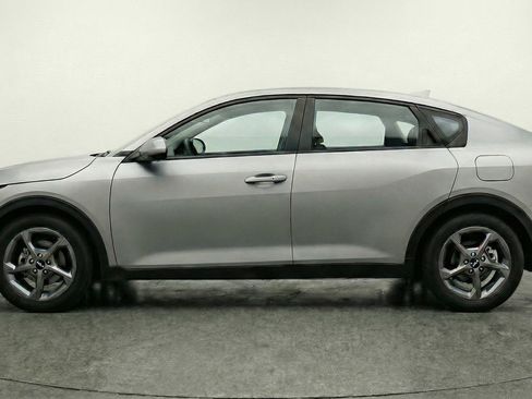 Used 2025 Kia K4 LXS image 5