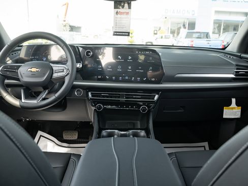 New 2026 Chevrolet Traverse LT w/ Driver Confidence Package image 17