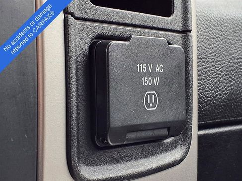 Used 2020 RAM 1500 Classic SLT w/ Luxury Group image 30