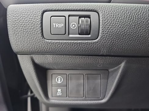Used 2022 Honda Accord LX image 29