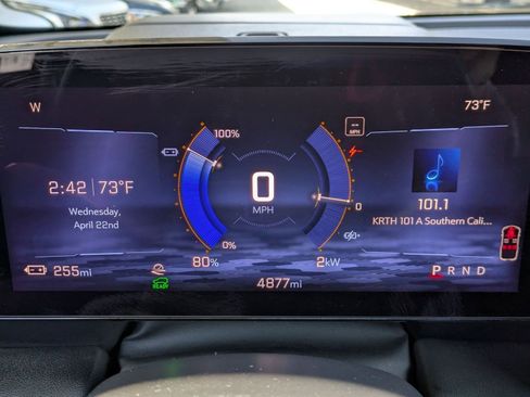 New 2025 Chevrolet Blazer EV LT AWD/4WD image 16