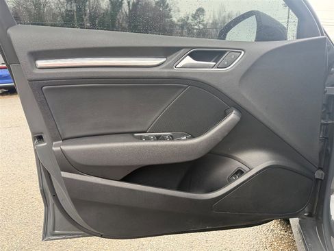 Used 2017 Audi A3 2.0T Premium Plus w/ Premium Plus Package image 32