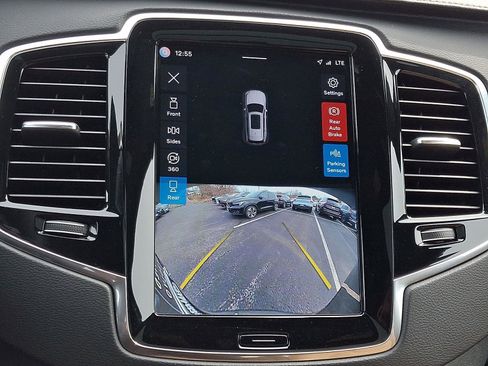 Certified 2023 Volvo XC90 B6 Ultimate w/ Protection Package Premier image 21