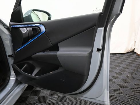 Used 2025 BMW X3 xDrive30i w/ Premium Package image 31