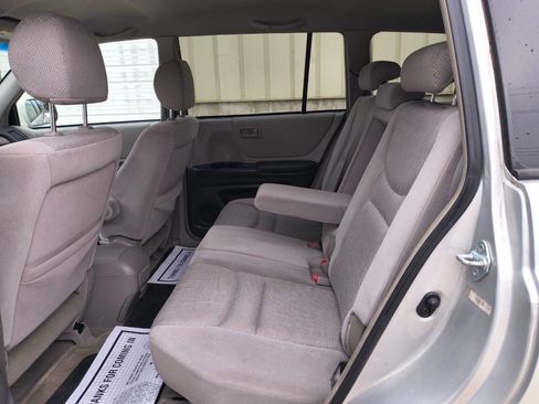 Used 2003 Toyota Highlander 4WD V6 image 4