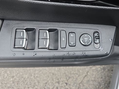 Used 2023 Honda CR-V EX-L image 27