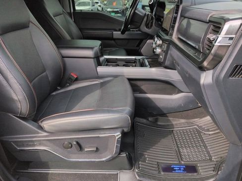 Used 2024 Ford F250 Lariat w/ Chrome Package image 26