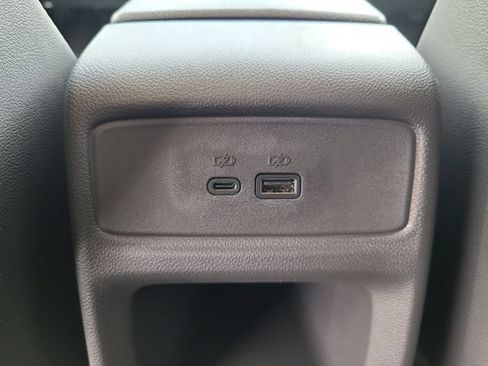 New 2026 Chevrolet Trax LT w/ Midnight Edition FWD image 15