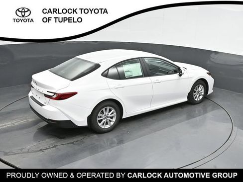 Used 2025 Toyota Camry LE w/ Convenience Package FWD image 30