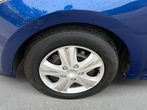 Used 2019 Kia Rio S FWD image 11