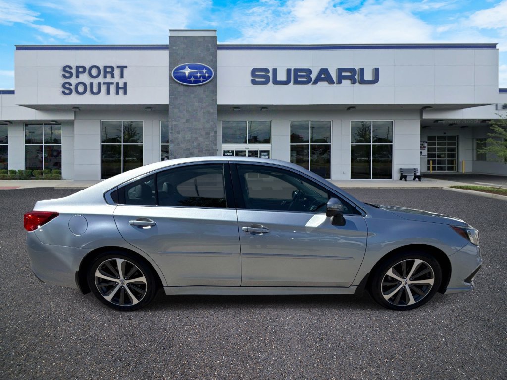 Used 2018 Subaru Legacy 2.5i Limited AWD/4WD image 2