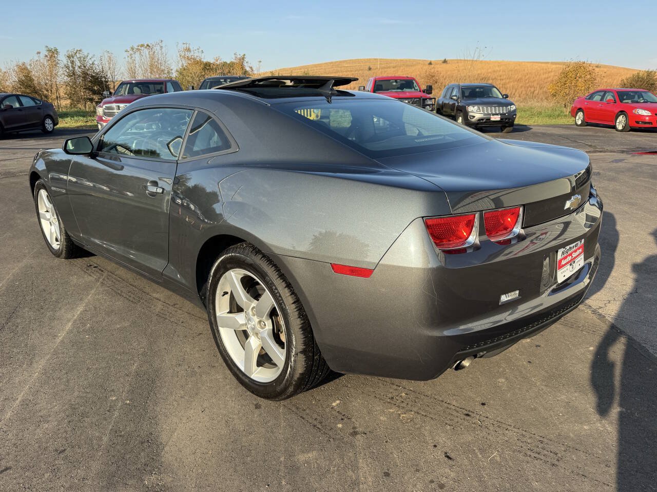 Used 2010 Chevrolet Camaro LT RWD image 3