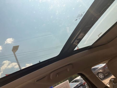 Used 2021 Lincoln Corsair Standard AWD w/ Premium Package image 20