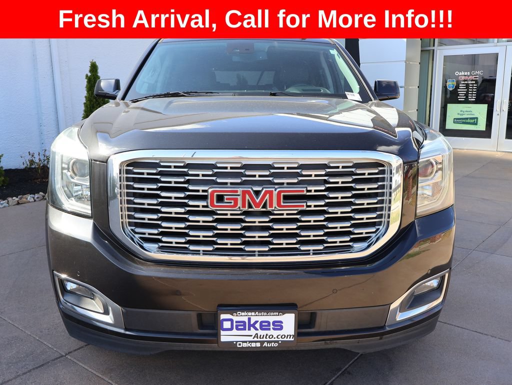 Used 2020 GMC Yukon Denali w/ Denali Premium Package AWD/4WD image 2