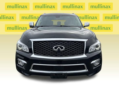 Used 2017 INFINITI QX80 4WD w/ Driver Assistance Package image 16
