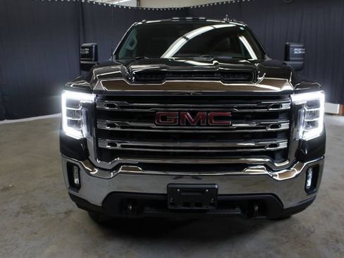Used 2021 GMC Sierra 2500 SLE w/ SLE Value Package; AWD/4WD image 2