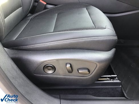 Used 2024 Chevrolet Blazer EV LT image 24