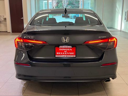 Used 2024 Honda Civic Sport image 5