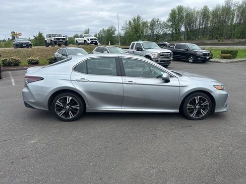 Used 2021 Toyota Camry LE FWD image 2