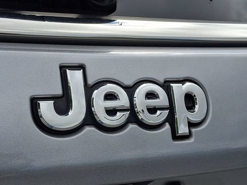 Used 2021 Jeep Compass Limited w/ Sun and Sound Group AWD/4WD image 36