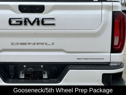 Used 2023 GMC Sierra 2500 Denali w/ Denali Ultimate Package image 9