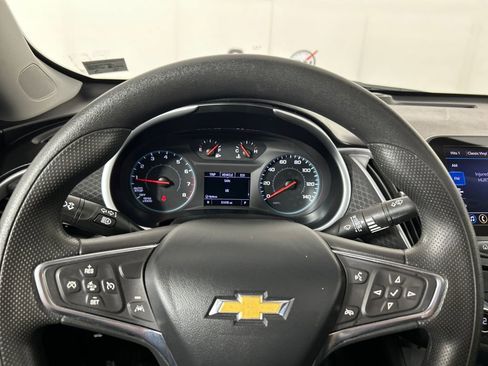 Used 2023 Chevrolet Malibu LT image 13