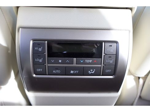 Used 2017 Lexus GX 460 image 20