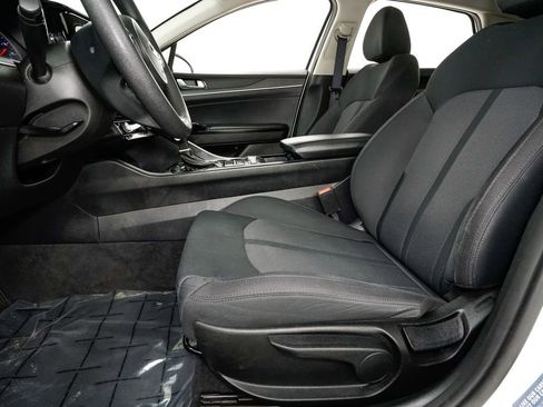 Used 2021 Kia K5 LXS image 11