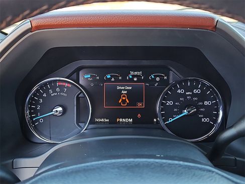 Used 2022 Ford F350 Platinum w/ Tremor Off-Road Package image 29