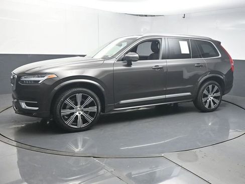 Certified 2023 Volvo XC90 B6 Ultimate w/ Protection Package Premier AWD/4WD image 4