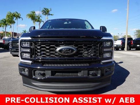 New 2026 Ford F350 XLT w/ XLT Premium Package AWD/4WD image 9