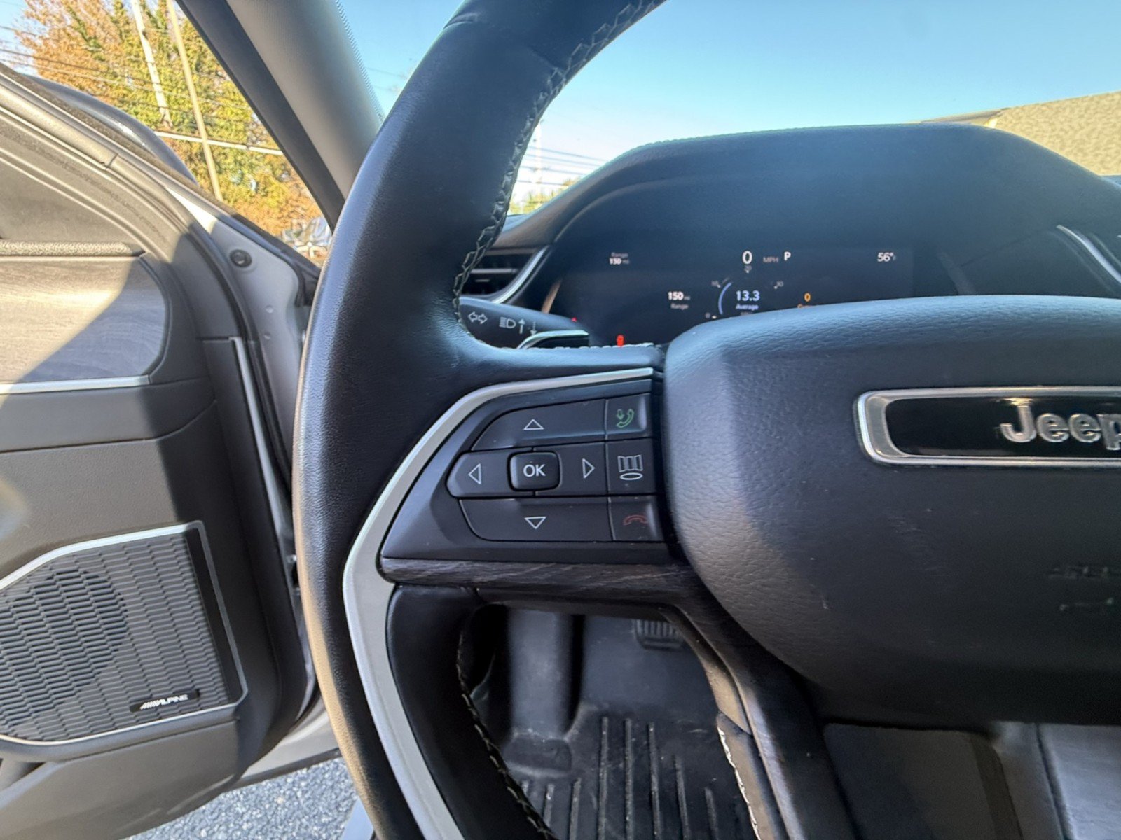 Used 2021 Jeep Grand Cherokee L Limited AWD/4WD image 17