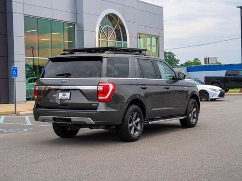 Used 2021 Ford Expedition XLT w/ FX4 Off-Road Package AWD/4WD image 5