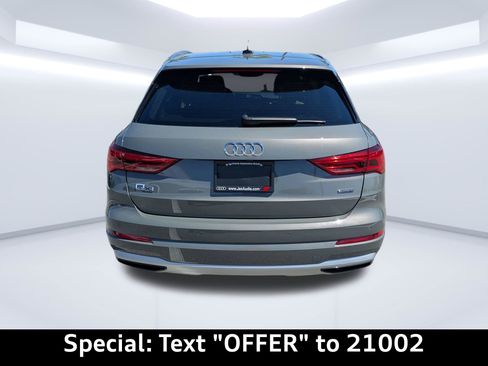 Certified 2024 Audi Q3 2.0T Premium w/ Convenience Package image 3