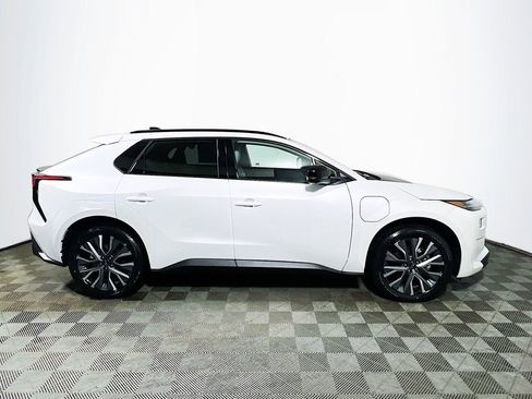 New 2026 Subaru Solterra image 8